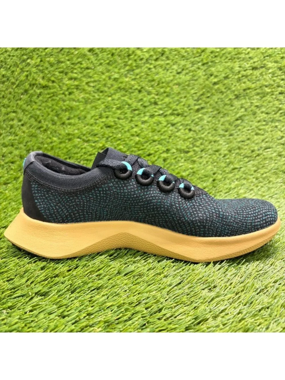 Allbirds Wool Dasher 2 Womens Size 7.5 Black Teal Gum Running Shoes Sneakers